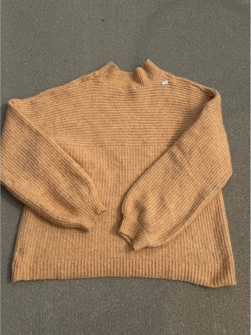 Staccato Women's XL Tan Ribbed Knit Sweater